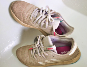 汚い靴